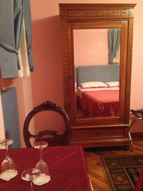 Castello D'Abruzzo Hotel Ripa Teatina Kamer foto