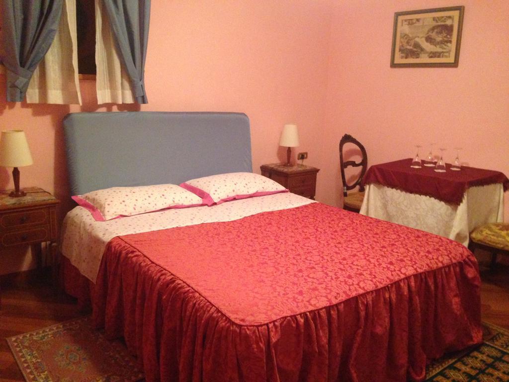 Castello D'Abruzzo Hotel Ripa Teatina Kamer foto